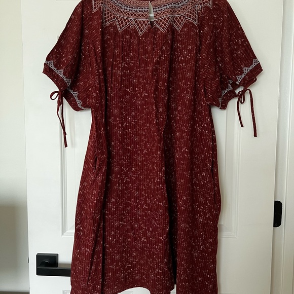 Madewell Embroidered Puff-Sleeve Babydoll Dress - Picture 3 of 3